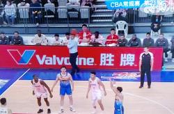 开云体育官方登录入口-山西队谨慎攻守，稳稳当当取得比赛胜利的简单介绍