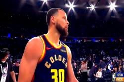 开云体育网页版-尼克斯客场大胜，球队整体实力得到提升的简单介绍