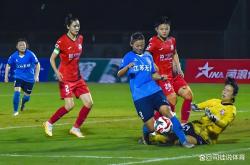 开云体育网页版-女足中超联赛新赛季揭幕式隆重举行：中超联赛揭幕式盛大举行的简单介绍