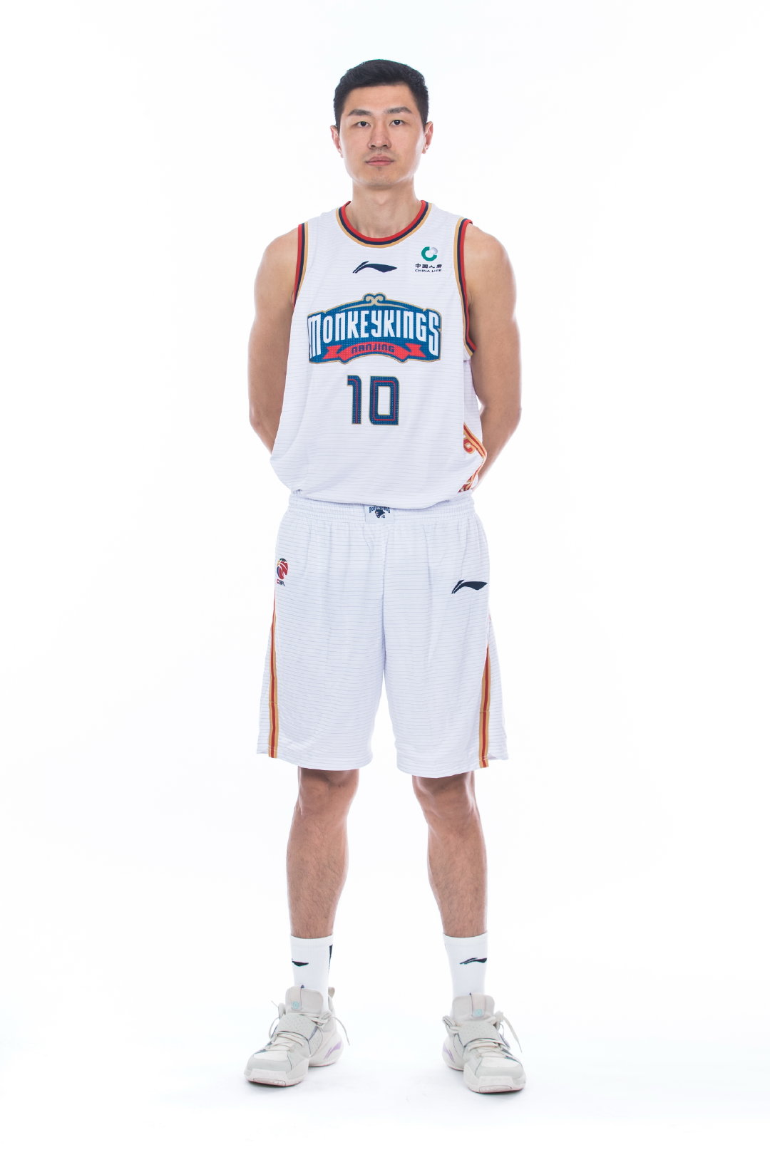 体育明星篮球巨星展现高超技术 体育明星篮球巨星展现高超技术