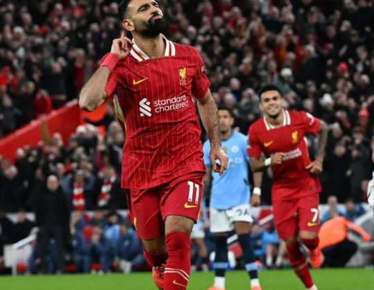 曼城主场轻取伯恩利,稳坐联赛领头羊的简单介绍 曼城主场轻取伯恩利,稳坐联赛领头羊的简单介绍