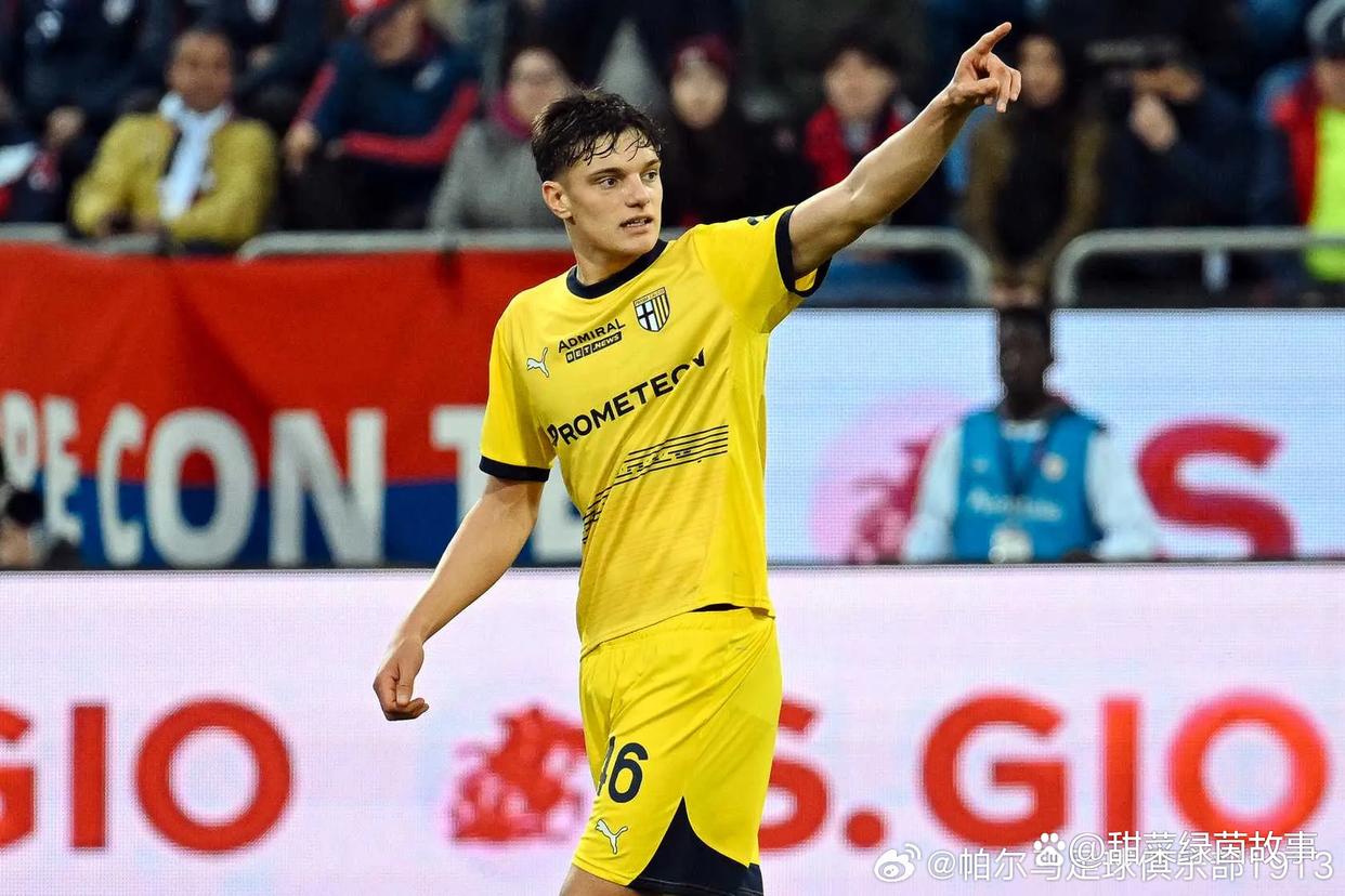 包含帕尔马客场逼平博洛尼亚，积分榜排名不变的词条