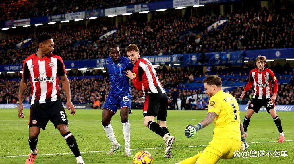 关于莱切斯特城客场击败富勒姆，豪取三分的信息