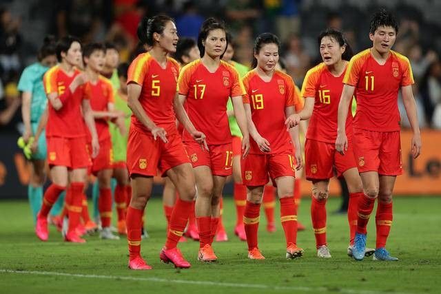 女足比赛规则修订,球员福利提升的简单介绍 女足比赛规则修订,球员福利提升的简单介绍