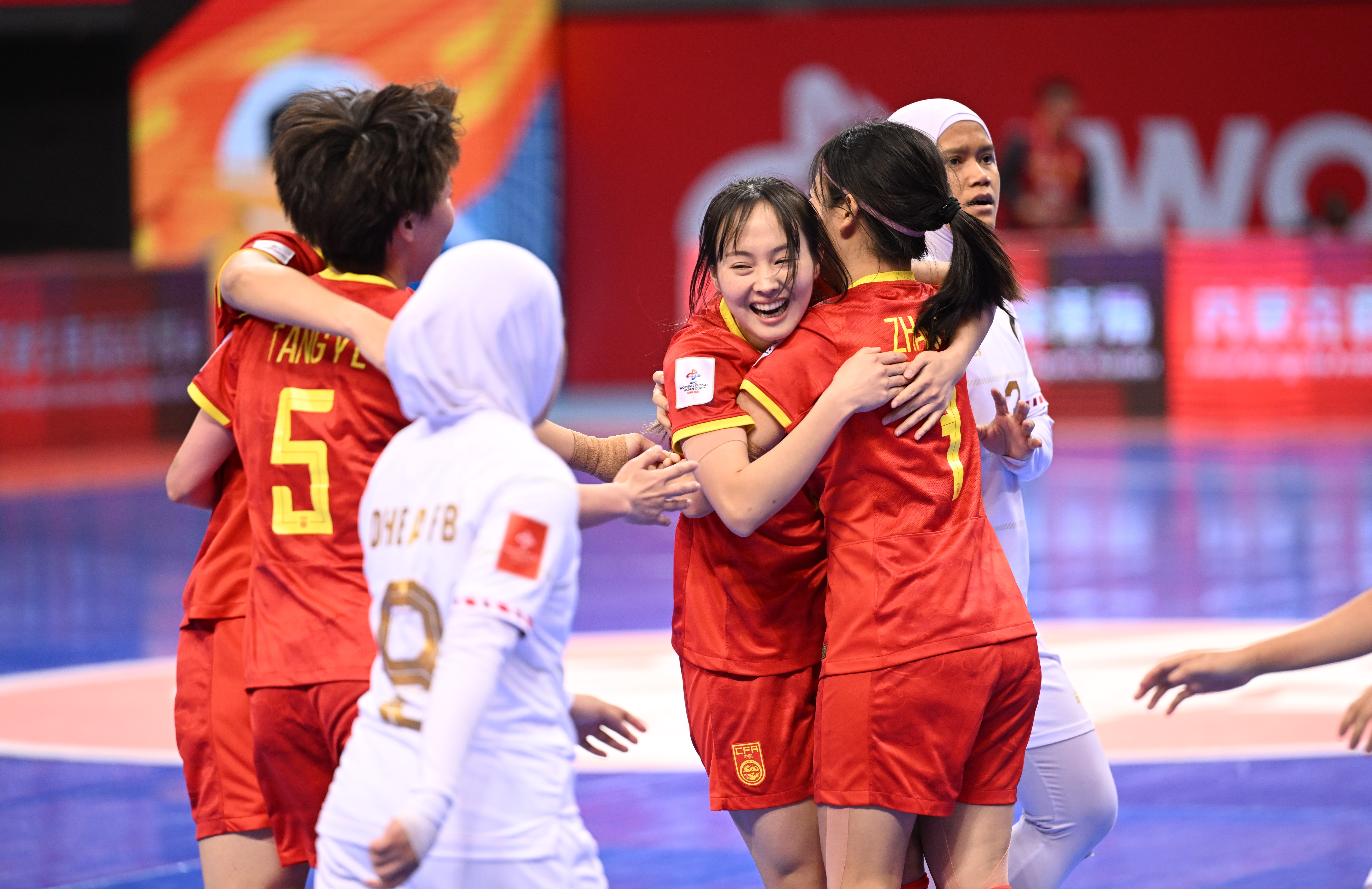 包含体育盛事!女子足球燃情比拼的词条 包含体育盛事!女子足球燃情比拼的词条