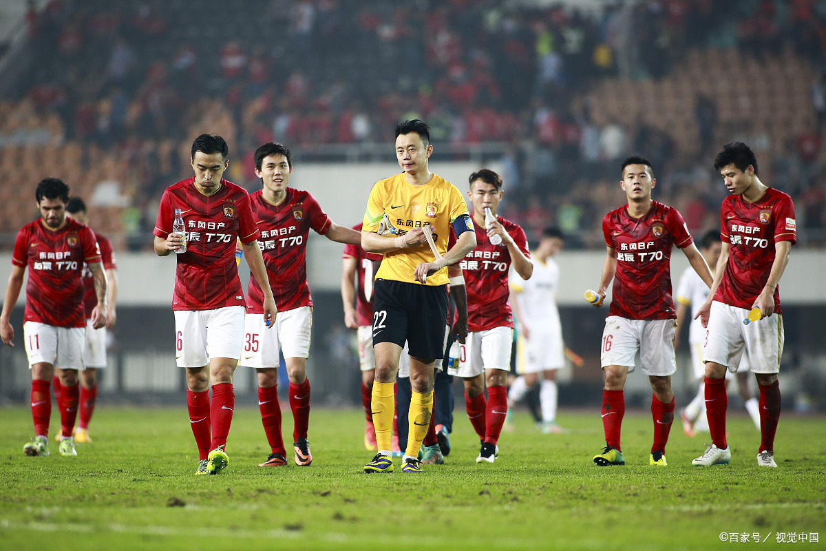 广州恒大胜江苏苏宁，稳坐榜首位置