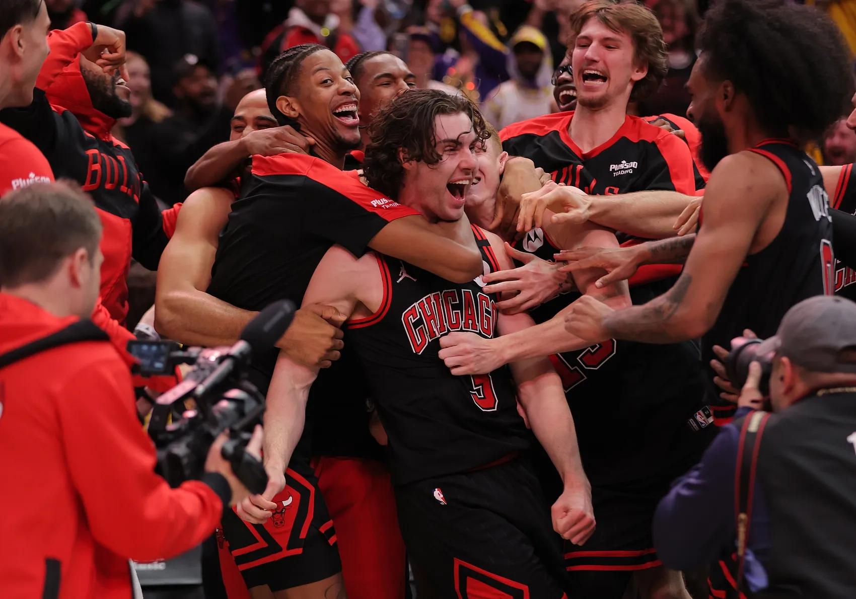 美国篮球联赛总决赛拉开帷幕，激烈对决引人关注的简单介绍