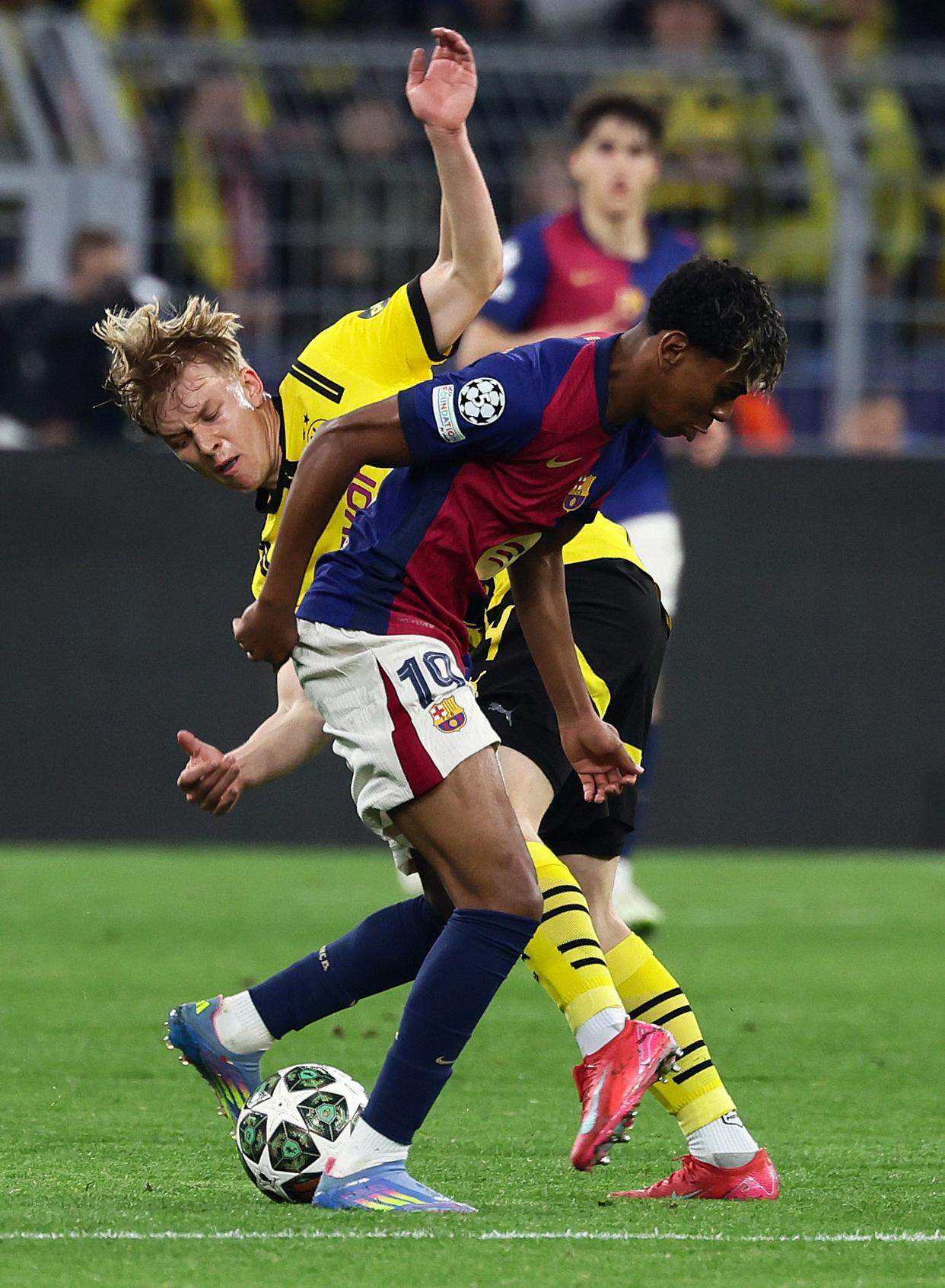 巴塞罗那成功晋级欧国联比赛，力克拜仁慕尼黑的简单介绍