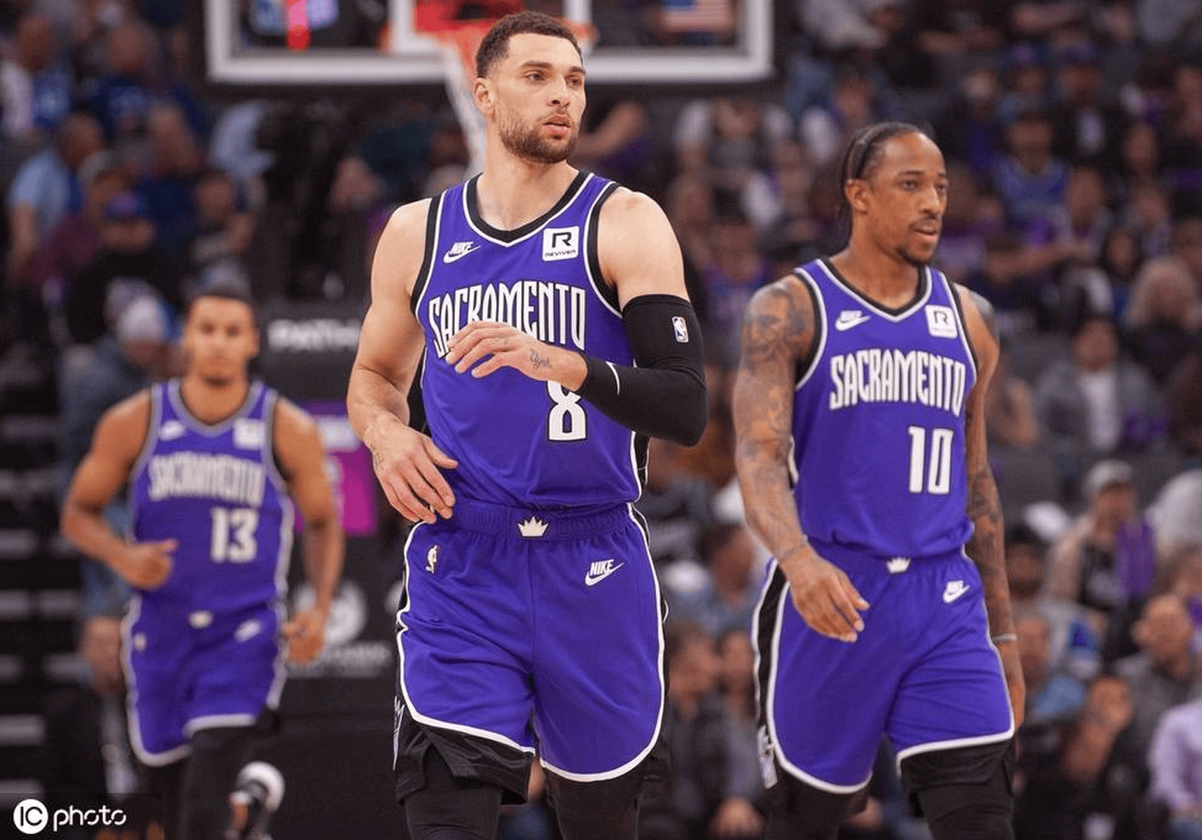 拉文特主场大胜图卢兹,全队士气高涨 拉文特主场大胜图卢兹,全队士气高涨