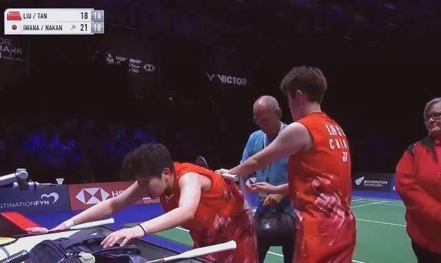 丹麦球队豪取三分,展现出色表现 丹麦球队豪取三分,展现出色表现