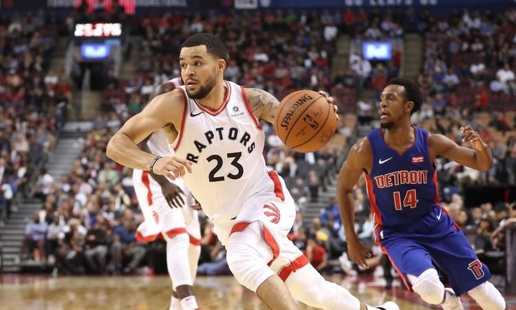 猛龙击败黄蜂稳居榜首