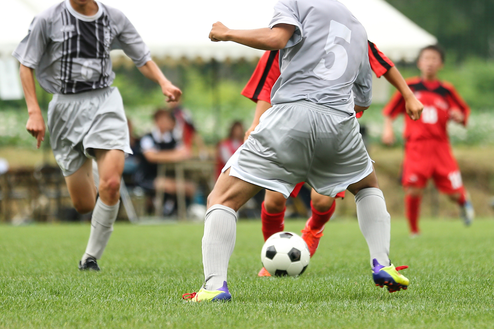 球员在训练中展现出色表现，备受瞩目