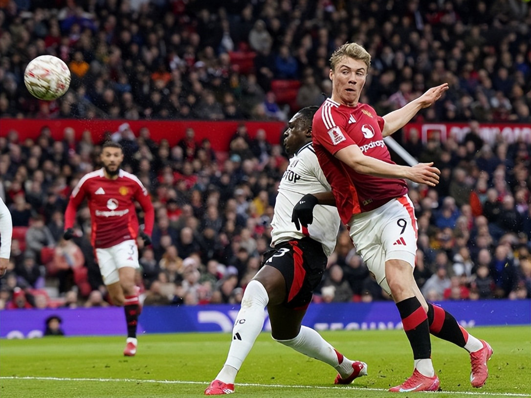 关于富勒姆前锋连续进球，助攻带队走向胜利的信息